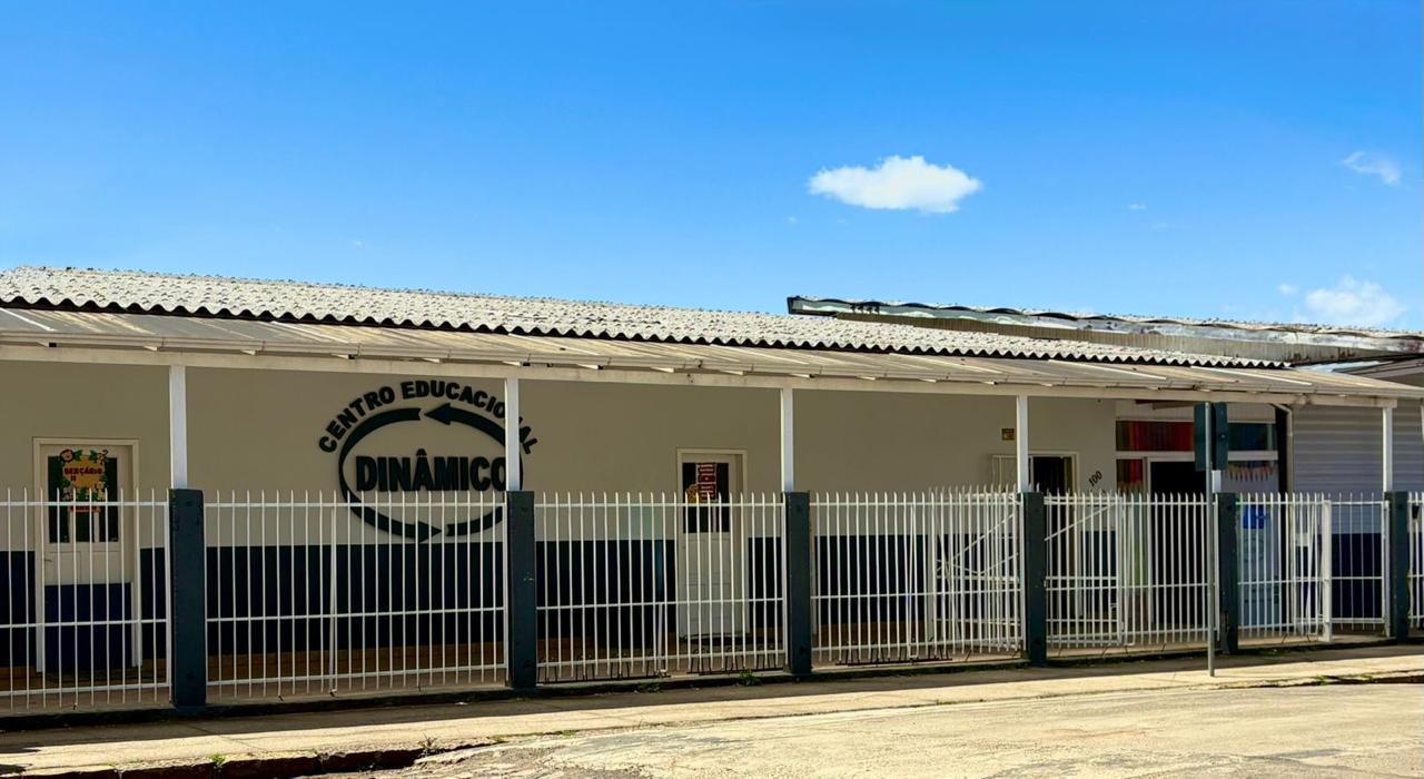 Fachada Centro Educacional Dinâmico